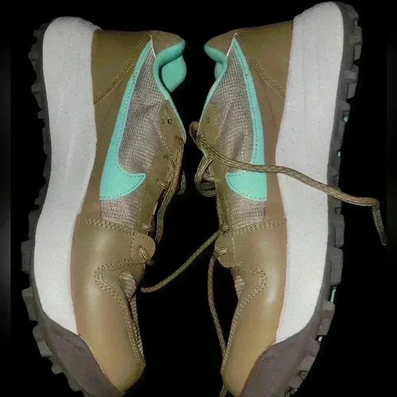 Nike ACG Other - Nike ACG Lowcate Men's 7.5 Outdoor Shoes Brown DX2256-200 ORIGINAL.*WORE ONCE*